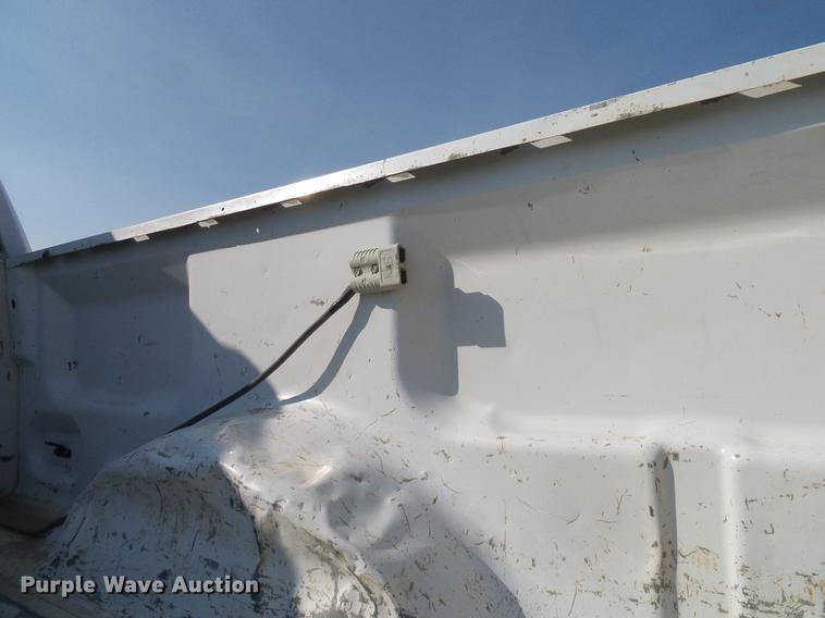 image for item DD8394 2005 Ford F150 SuperCab pickup truck