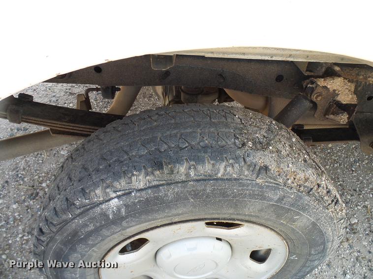 image for item DD8394 2005 Ford F150 SuperCab pickup truck