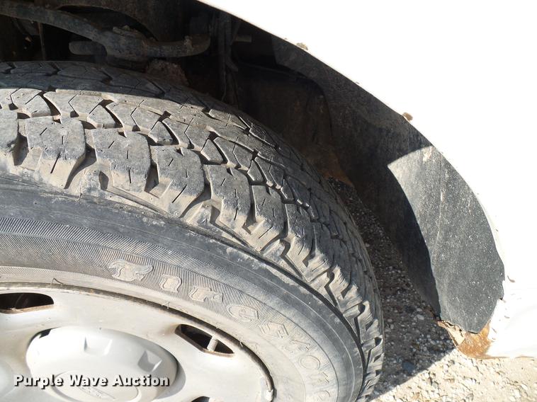 image for item DD8394 2005 Ford F150 SuperCab pickup truck