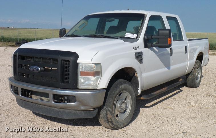 image for item DD8395 2008 Ford F250 Super Duty Crew Cab pickup truck