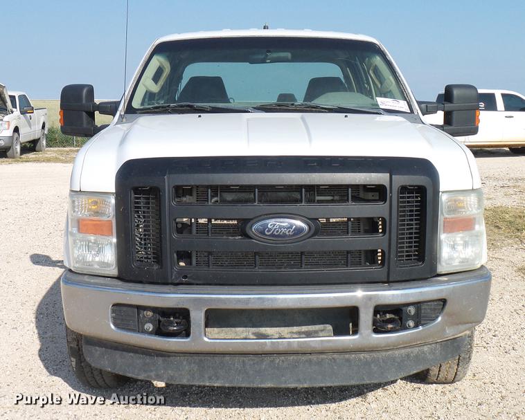 image for item DD8395 2008 Ford F250 Super Duty Crew Cab pickup truck