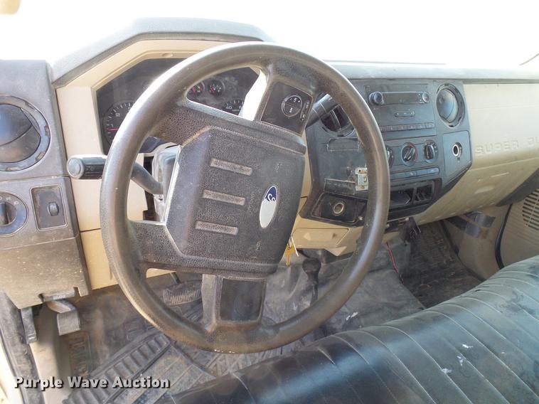 image for item DD8395 2008 Ford F250 Super Duty Crew Cab pickup truck
