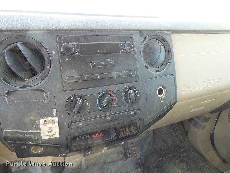 image for item DD8395 2008 Ford F250 Super Duty Crew Cab pickup truck