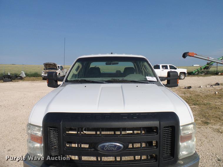 image for item DD8395 2008 Ford F250 Super Duty Crew Cab pickup truck