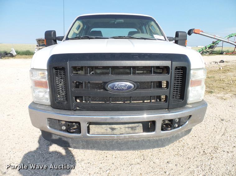 image for item DD8395 2008 Ford F250 Super Duty Crew Cab pickup truck