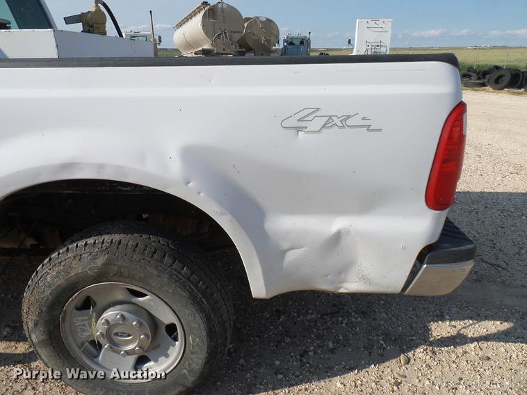 image for item DD8395 2008 Ford F250 Super Duty Crew Cab pickup truck