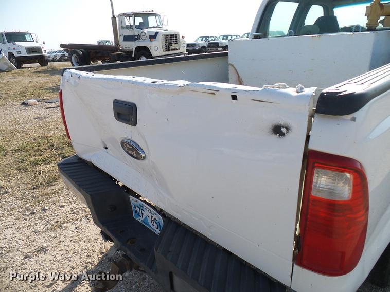 image for item DD8395 2008 Ford F250 Super Duty Crew Cab pickup truck