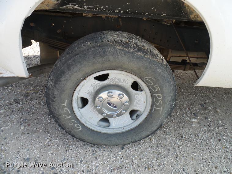 image for item DD8395 2008 Ford F250 Super Duty Crew Cab pickup truck