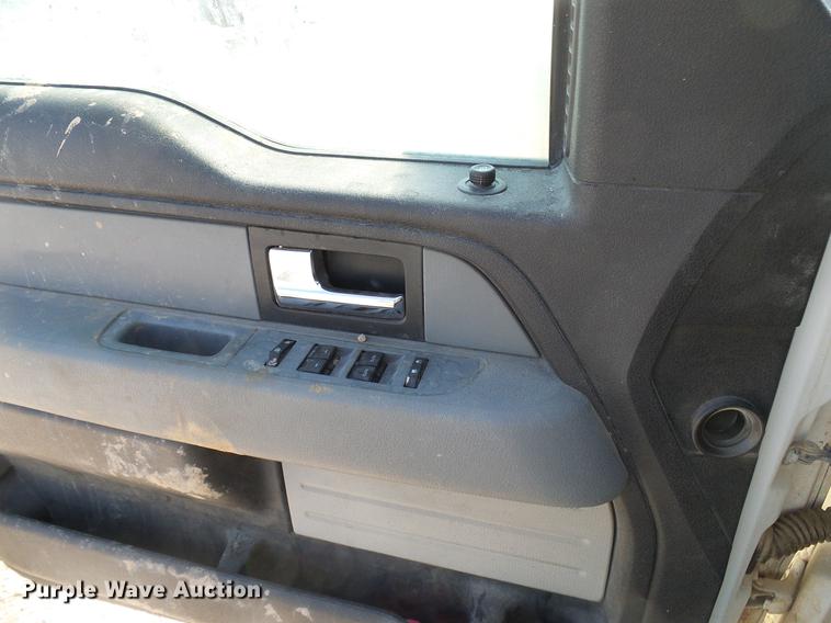 image for item DD8396 2012 Ford F150 SuperCab pickup truck