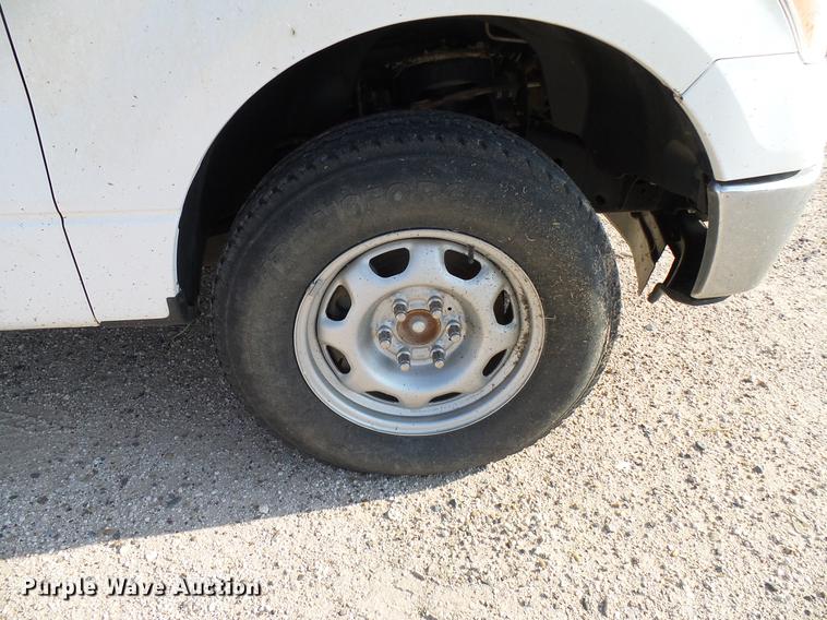 image for item DD8396 2012 Ford F150 SuperCab pickup truck