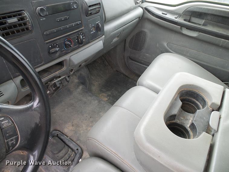 image for item DD8408 2007 Ford F250 Super Duty SuperCab pickup truck