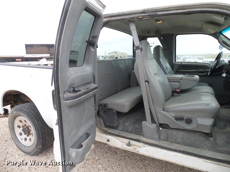 image for item DD8408 2007 Ford F250 Super Duty SuperCab pickup truck