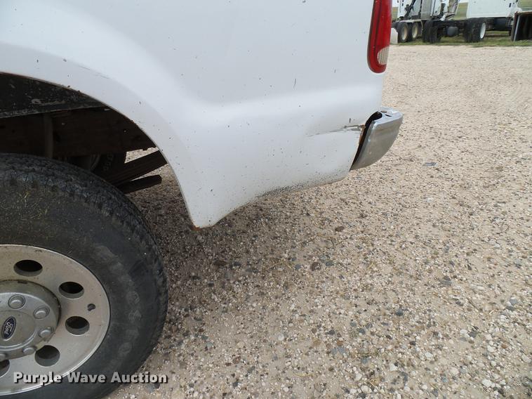 image for item DD8408 2007 Ford F250 Super Duty SuperCab pickup truck