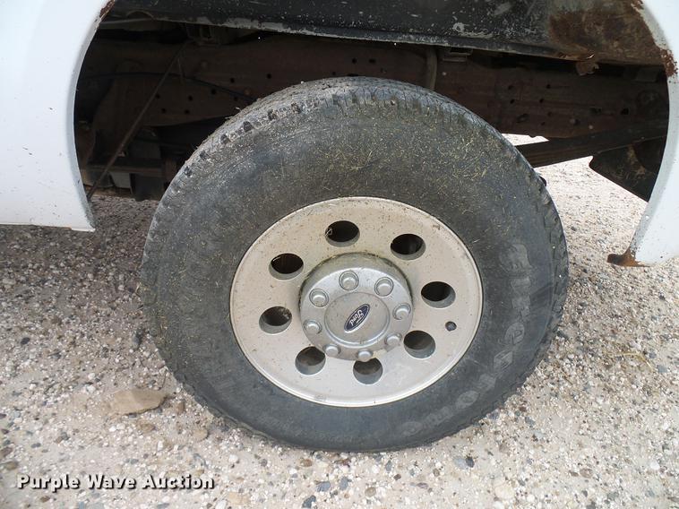 image for item DD8408 2007 Ford F250 Super Duty SuperCab pickup truck