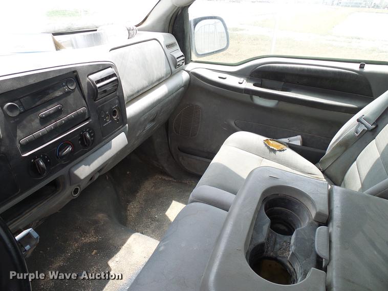 image for item DD8411 2005 Ford F250 Super Duty SuperCab pickup truck