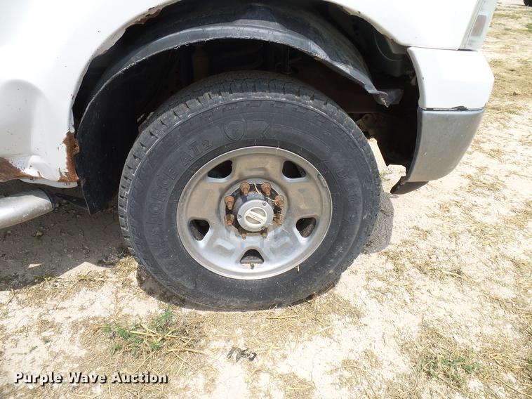 image for item DD8411 2005 Ford F250 Super Duty SuperCab pickup truck