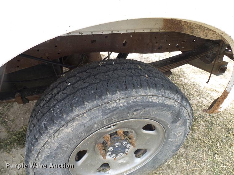 image for item DD8411 2005 Ford F250 Super Duty SuperCab pickup truck