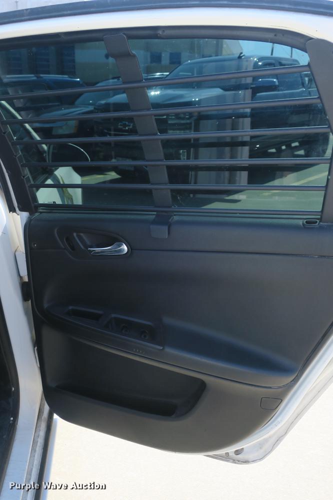 image for item DE3773 2006 Chevrolet Impala Police