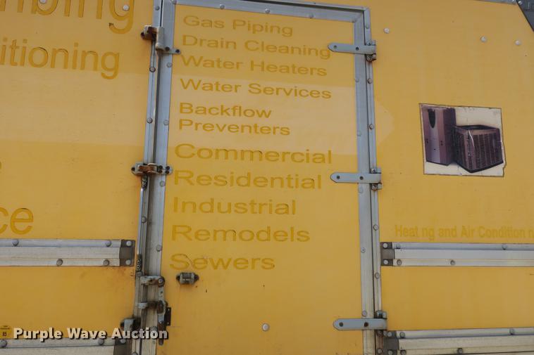 image for item DE3798 2004 Chevrolet C4500 box truck