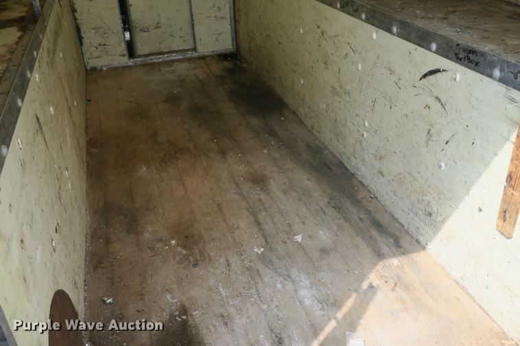 image for item DE3801 2003 Chevrolet Express G3500 box truck