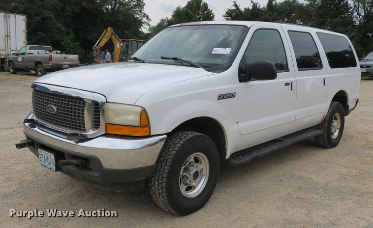image for item DE3802 2000 Ford Excursion SUV