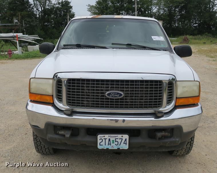 image for item DE3802 2000 Ford Excursion SUV