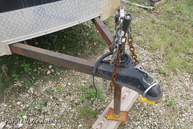 image for item DE3804 2011 Haul Mark H1C6X10D52 enclosed cargo trailer