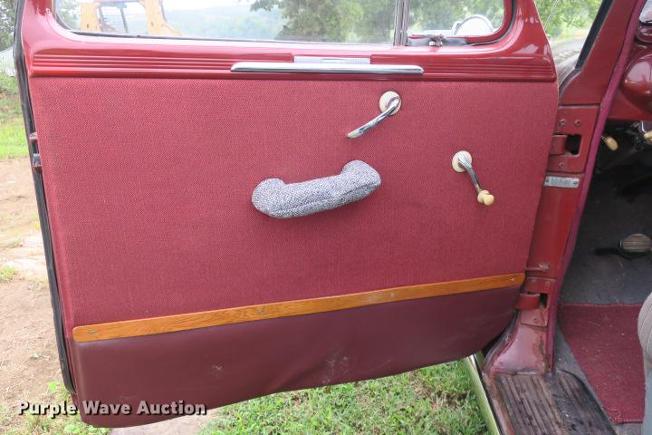 image for item DE3808 1948 Plymouth Special Deluxe