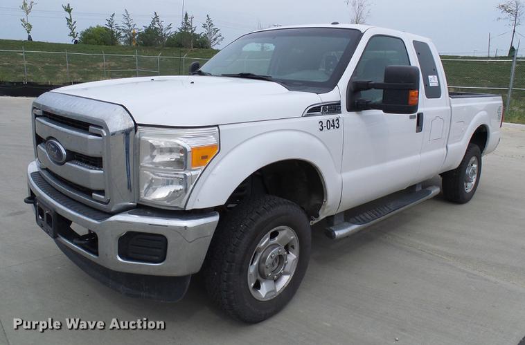 image for item DE5169 2012 Ford F250 Super Duty SuperCab pickup truck