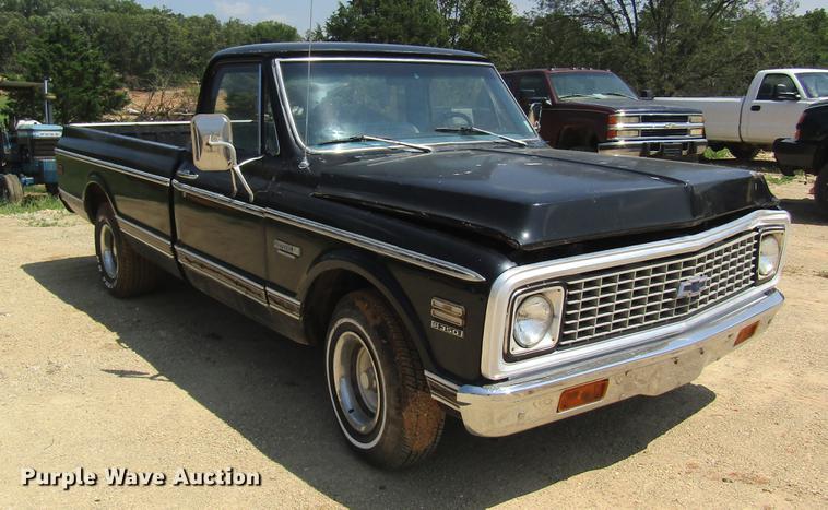 image for item DE5184 1972 Chevrolet Cheyenne 10 pickup truck