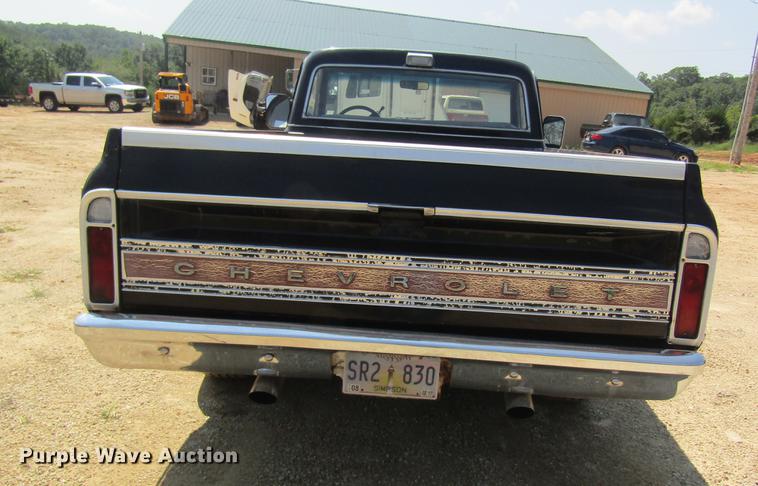 image for item DE5184 1972 Chevrolet Cheyenne 10 pickup truck