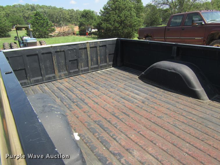 image for item DE5184 1972 Chevrolet Cheyenne 10 pickup truck