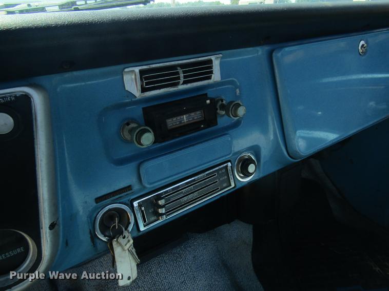 image for item DE5184 1972 Chevrolet Cheyenne 10 pickup truck