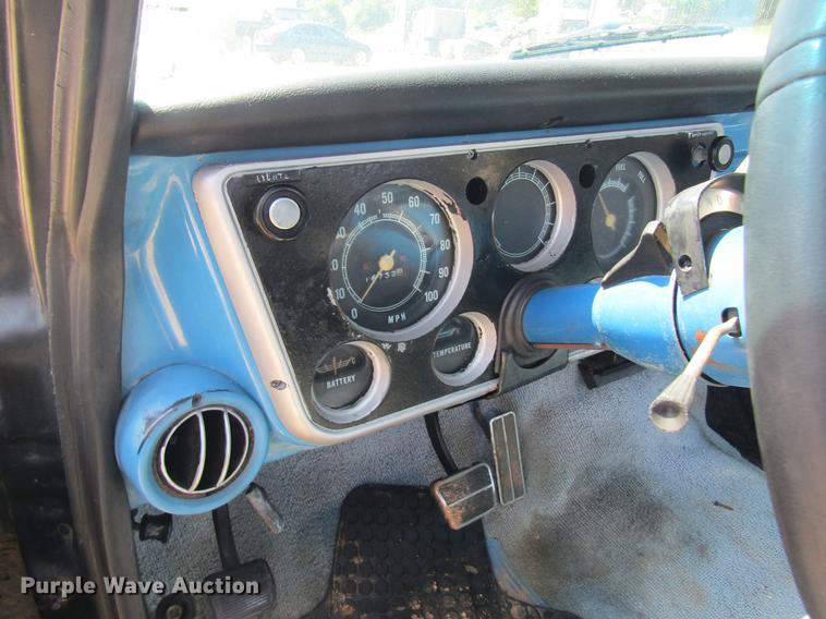 image for item DE5184 1972 Chevrolet Cheyenne 10 pickup truck