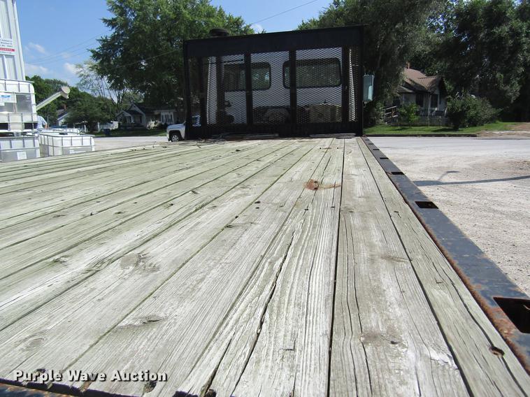 image for item DE5192 1989 Volvo FE613 flatbed truck