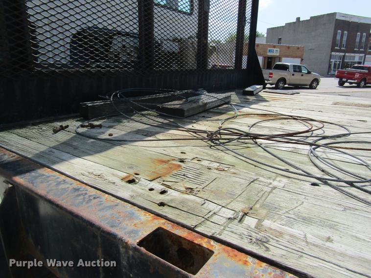 image for item DE5192 1989 Volvo FE613 flatbed truck