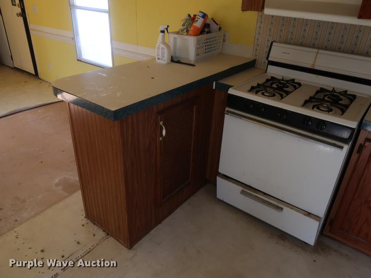 image for item DE6086 1995 Fleetwood Homes mobile home