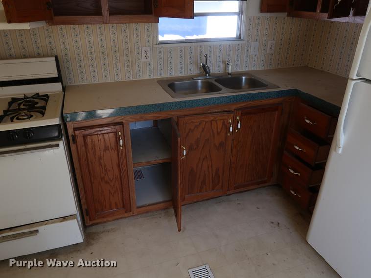 image for item DE6086 1995 Fleetwood Homes mobile home