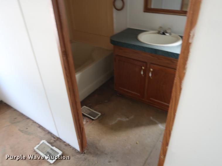 image for item DE6086 1995 Fleetwood Homes mobile home