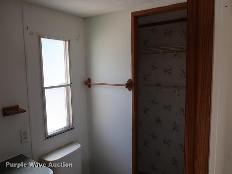 image for item DE6086 1995 Fleetwood Homes mobile home