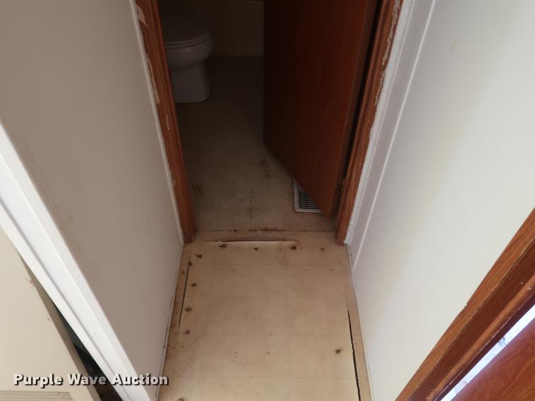 image for item DE6086 1995 Fleetwood Homes mobile home