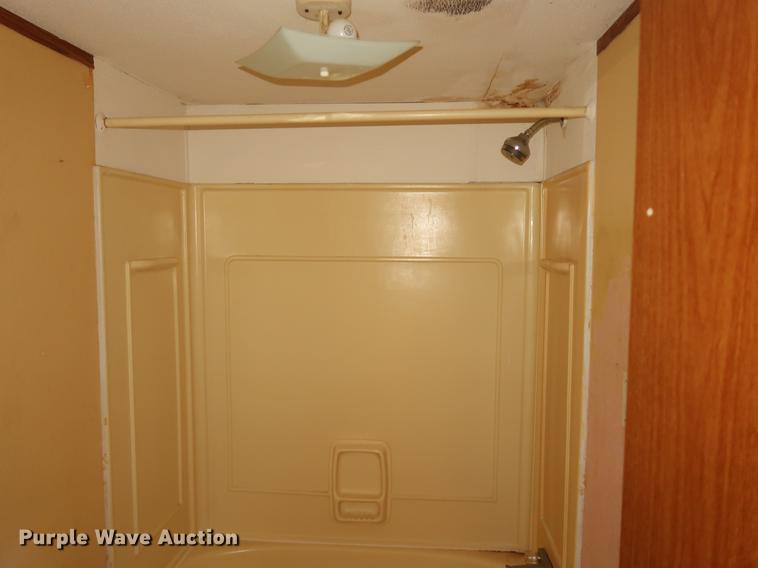 image for item DE6086 1995 Fleetwood Homes mobile home