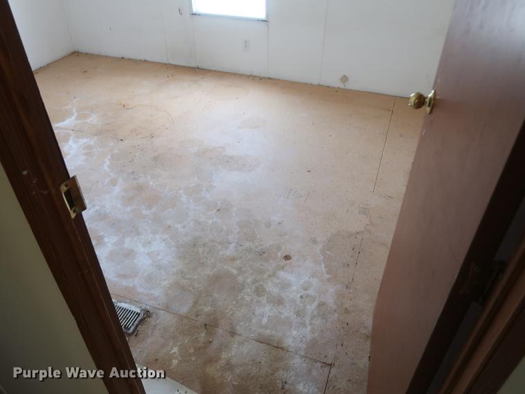 image for item DE6086 1995 Fleetwood Homes mobile home