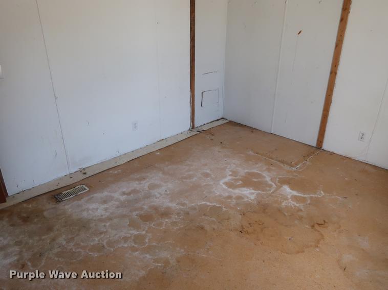 image for item DE6086 1995 Fleetwood Homes mobile home