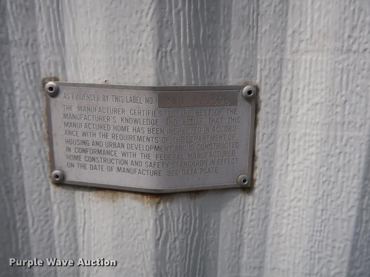 image for item DE6086 1995 Fleetwood Homes mobile home