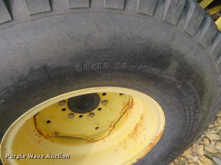 image for item DE6376 John Deere 855 utility tractor