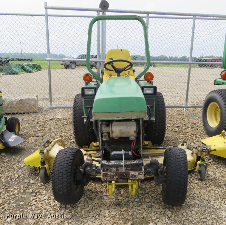 image for item DE6377 John Deere 855 utility tractor