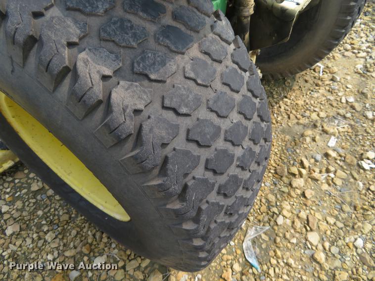 image for item DE6377 John Deere 855 utility tractor