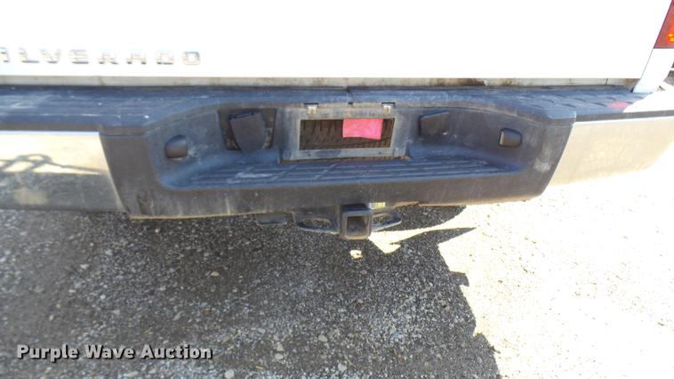 image for item DF3275 2007 Chevrolet Silverado 1500 pickup truck