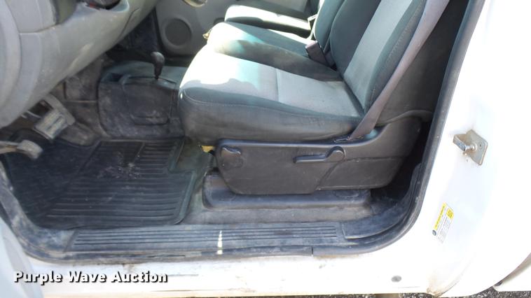 image for item DF3275 2007 Chevrolet Silverado 1500 pickup truck